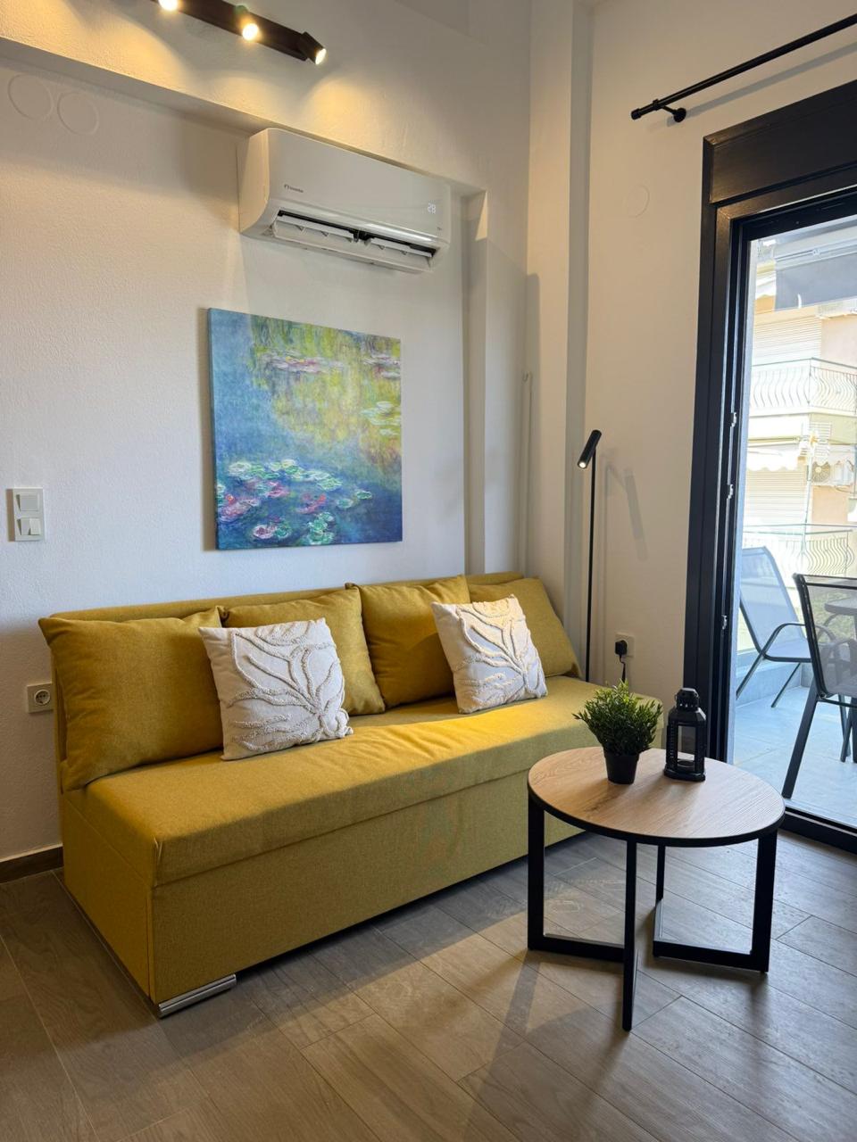 Erato apartment image