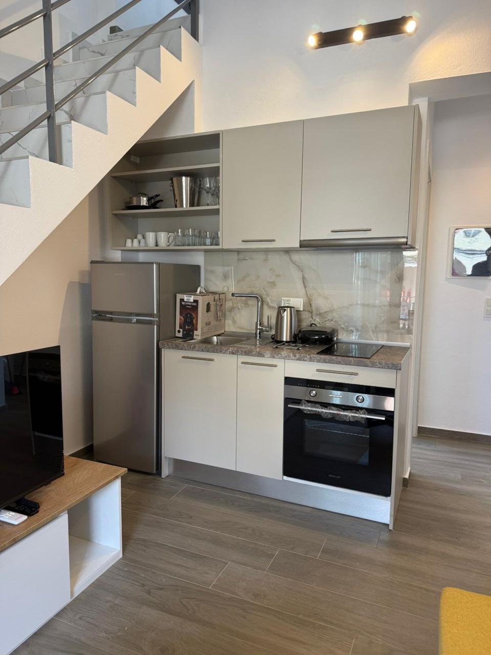 Erato apartment image